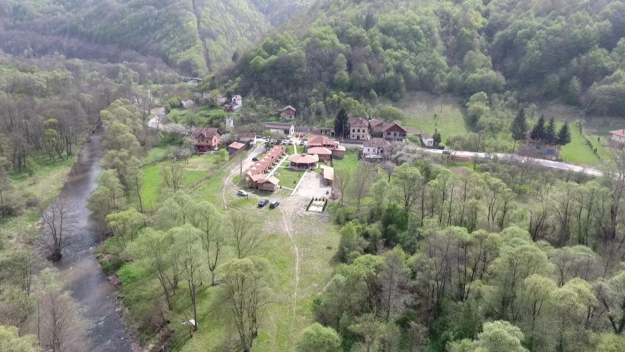 Juzni Vetar Hotel Trnski Odorovci Luaran gambar