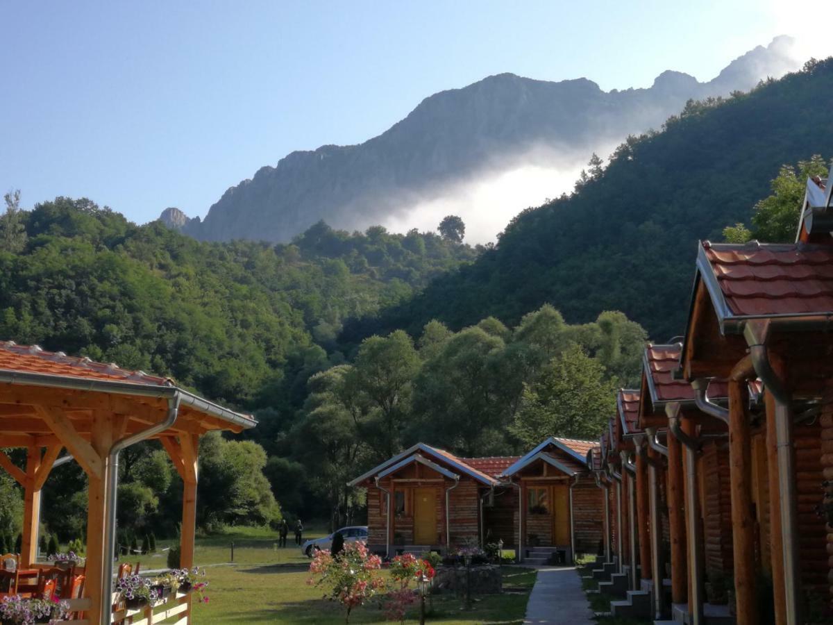 Juzni Vetar Hotel Trnski Odorovci Luaran gambar